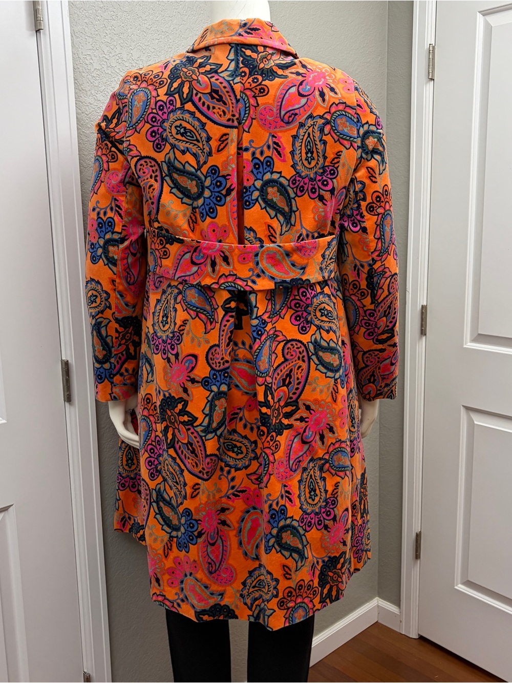 Boden Orange Paisley Velvet  Button-Front Long Sleeve Coat - Size 14 - Picture 6 of 16
